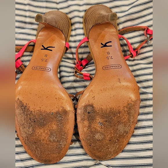 Coach Heels - Picture 3 of 4